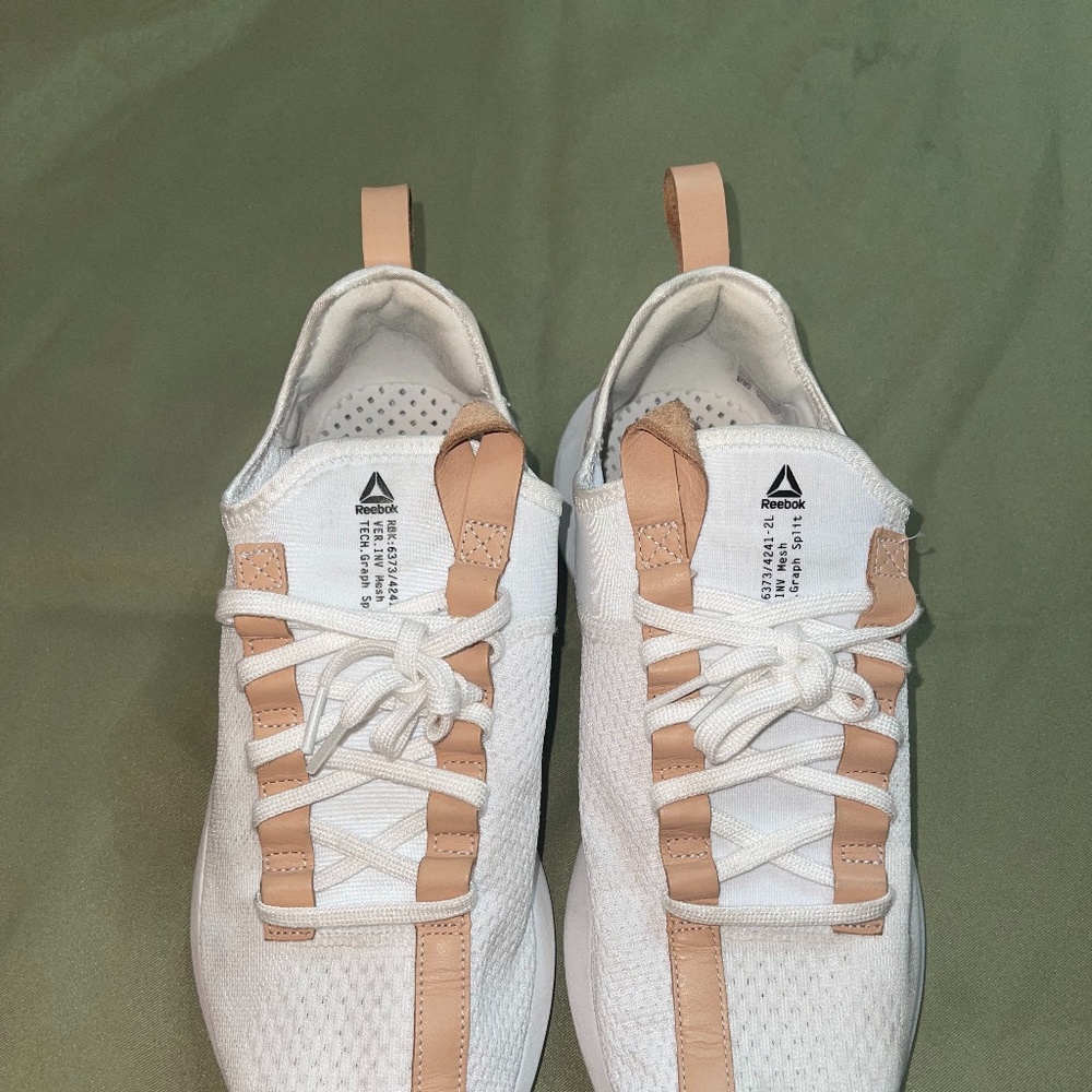 Men's Reebok Tech Graph Split Tennis Shoes - Picture 3 of 7